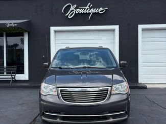Used 2015 Chrysler Town & Country LX video 2