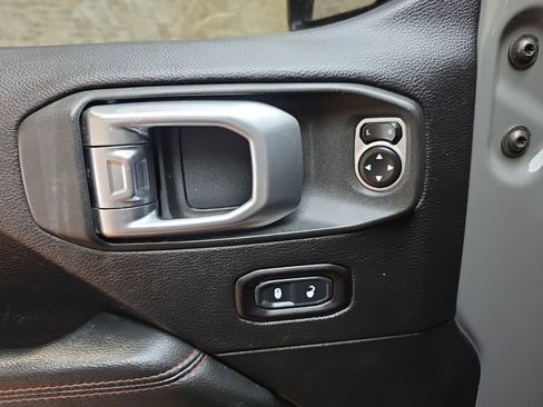 Used 2020 Jeep Gladiator Rubicon w/ LED Lighting Group image 23