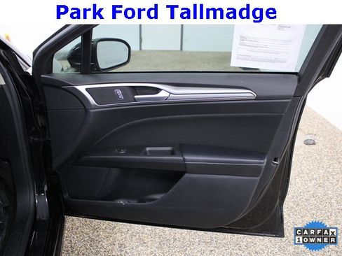 Used 2019 Ford Fusion SE image 20