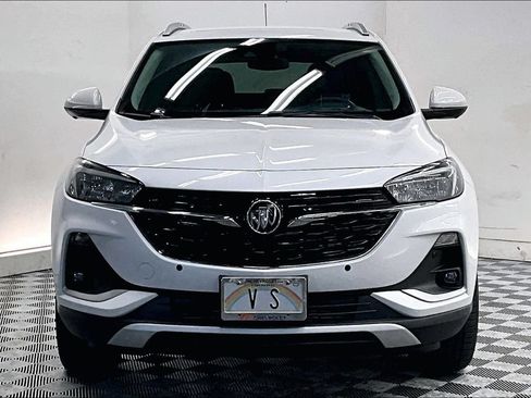 Used 2020 Buick Encore GX Select w/ Advanced Technology Package FWD image 2