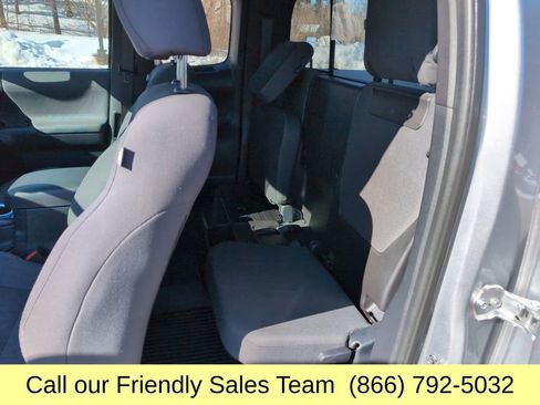 Used 2018 Toyota Tacoma TRD Off-Road w/ Technology Package image 24