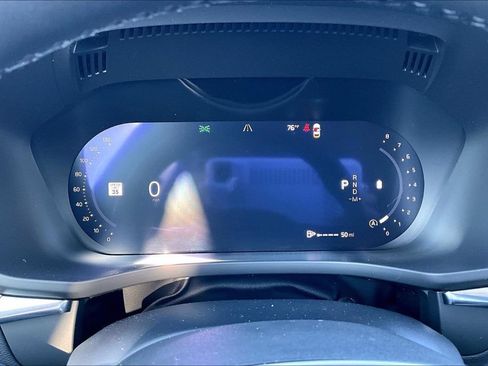 New 2026 Volvo XC60 B5 Plus w/ Climate Package AWD/4WD image 16