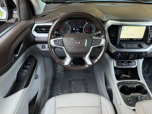 Used 2021 GMC Acadia SLT image 31