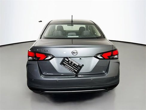 Used 2021 Nissan Versa S image 6