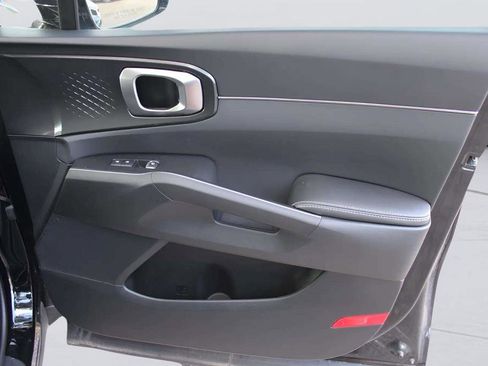 New 2025 Kia Sorento S w/ Panoramic Sunroof Package image 15