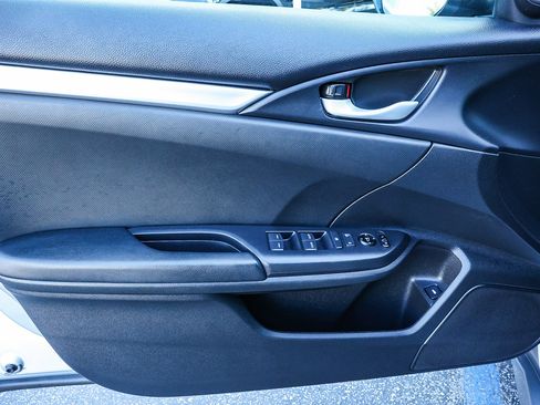 Used 2020 Honda Civic Sport image 28