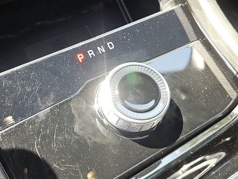 Used 2023 Jeep Grand Cherokee Altitude AWD/4WD image 29