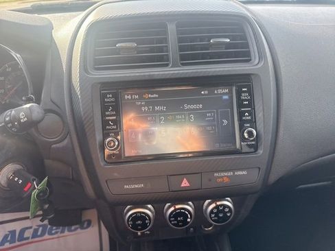 Used 2024 Mitsubishi Outlander Sport AWD image 19
