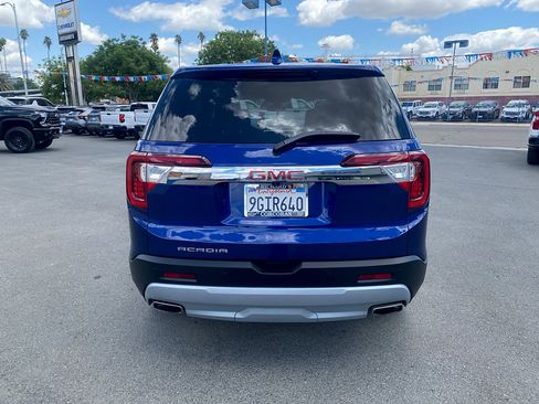 Used 2023 GMC Acadia SLE FWD image 7
