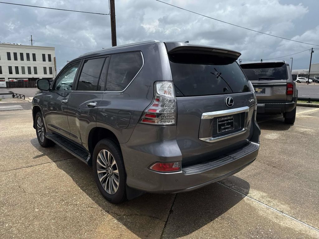 Used 2021 Lexus GX 460 Luxury w/ Off Road Package AWD/4WD image 5