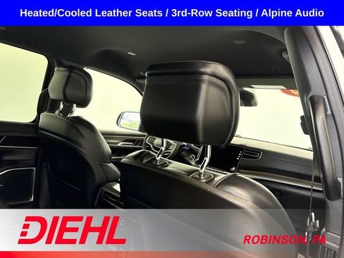 Used 2024 Jeep Wagoneer Series III AWD/4WD image 16
