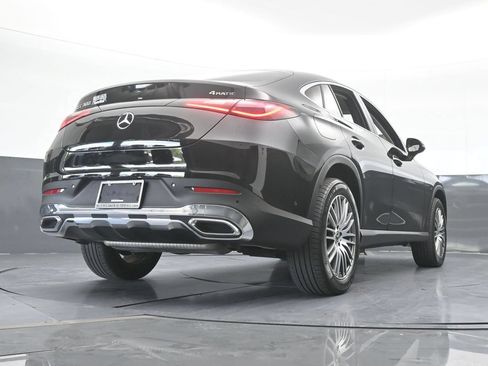 Used 2025 Mercedes-Benz GLC 300 4MATIC image 61