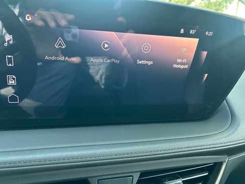 Used 2024 Buick Encore GX Preferred AWD/4WD image 12