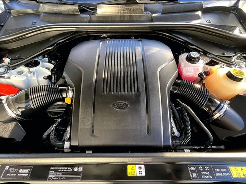 Used 2025 Land Rover Range Rover Sport Dynamic SE image 10