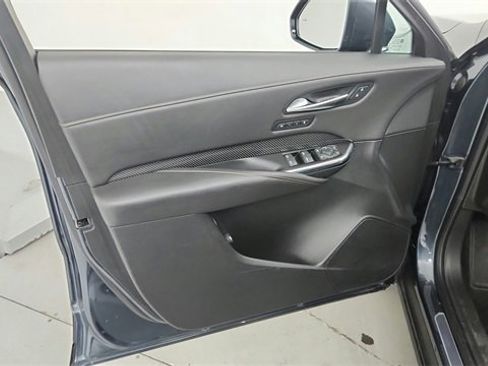 Used 2019 Cadillac XT4 Sport w/ Cold Weather Package image 11