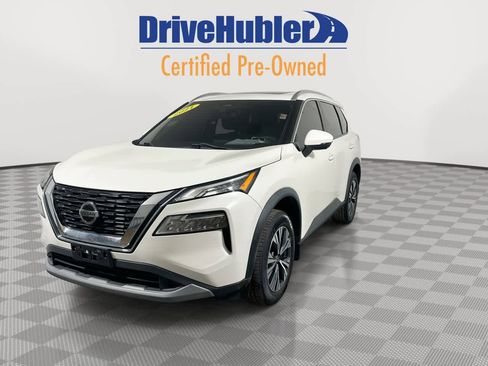 Used 2021 Nissan Rogue SV w/ Premium Package image 4