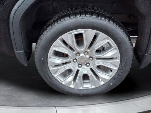 Certified 2022 GMC Sierra 1500 Denali w/ Denali Premium Package image 19