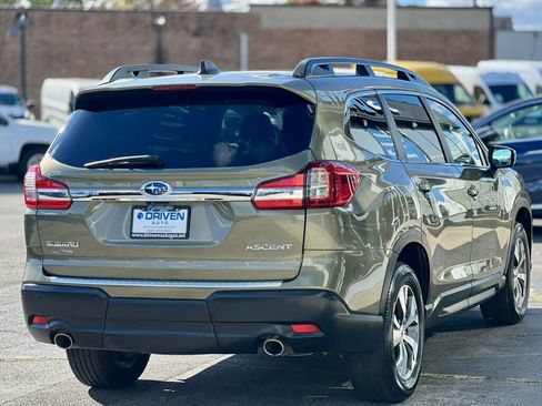 Used 2022 Subaru Ascent Premium w/ Convenience Package AWD/4WD image 5