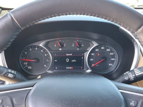 Used 2020 Chevrolet Equinox Premier image 20