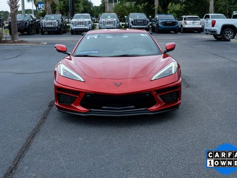Used 2022 Chevrolet Corvette Stingray Preferred Cpe w/ Z51 Performance Package RWD image 8