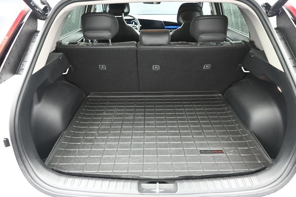 Certified 2024 Kia Niro Wind w/ Wind Preserve Package FWD image 34