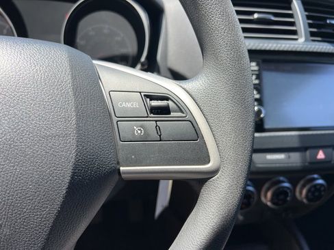 Used 2025 Mitsubishi Outlander Sport AWD image 11
