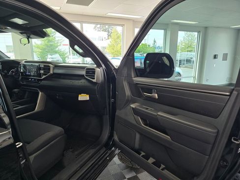 New 2025 Toyota Tundra SR5 AWD/4WD image 40