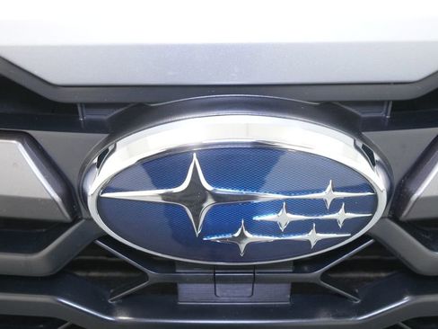 Used 2024 Subaru Crosstrek 2.0i Premium image 12