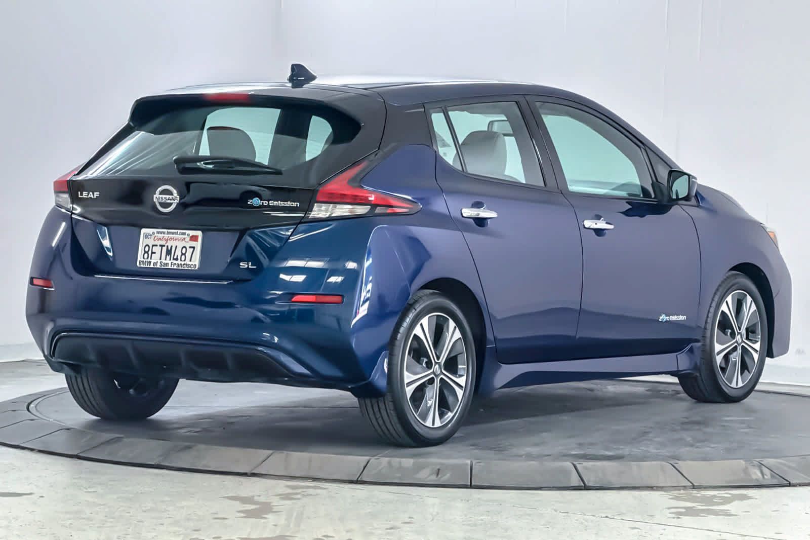 Used 2018 Nissan Leaf SL w/ Protection Package FWD image 2