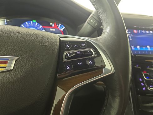 Used 2017 Cadillac Escalade ESV Luxury image 17