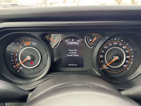 Used 2024 Jeep Wrangler Unlimited Sport AWD/4WD image 23
