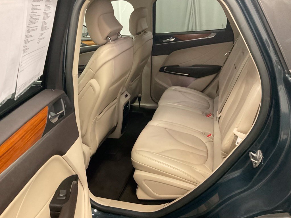 Used 2019 Lincoln MKC Select w/ Select Plus Package AWD/4WD image 14
