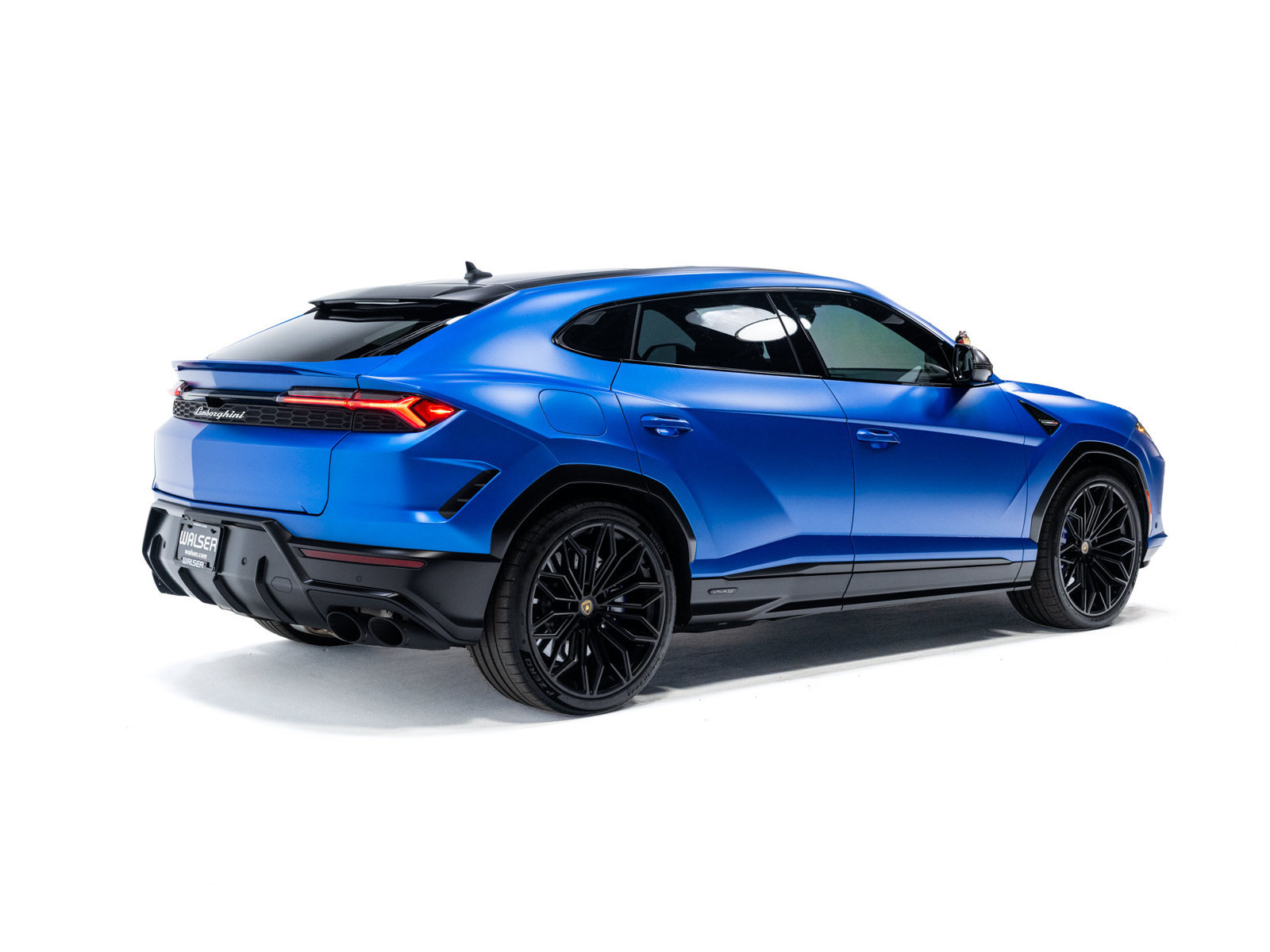 Used 2025 Lamborghini Urus SE AWD/4WD image 5