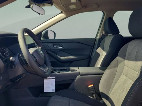 New 2026 Nissan Rogue SV w/ Cold Weather Package image 17