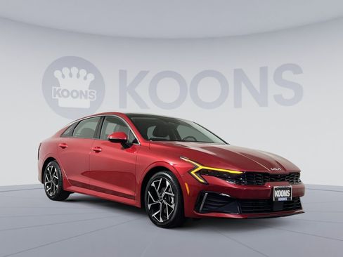 Used 2025 Kia K5 EX image 8