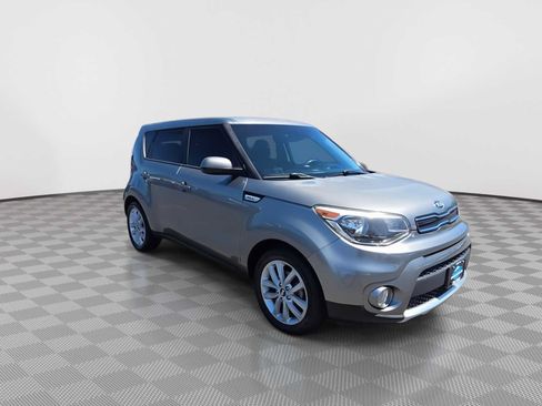 Used 2017 Kia Soul + FWD image 2