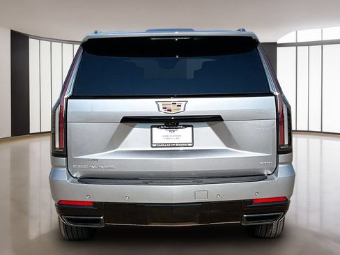 New 2026 Cadillac Escalade ESV Sport w/ Touring Package AWD/4WD image 4