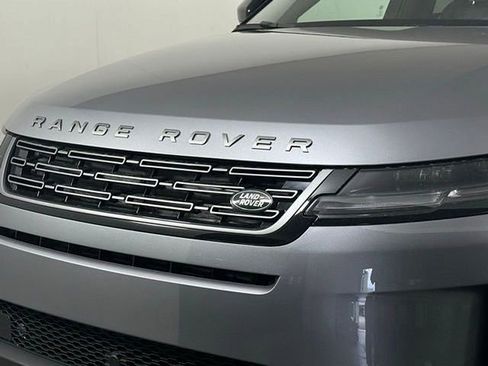 Used 2026 Land Rover Range Rover Evoque S AWD/4WD image 9