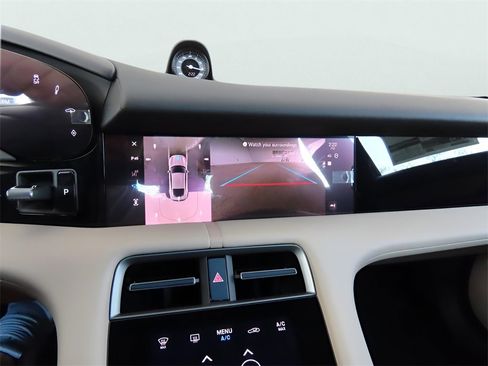 New 2025 Porsche Taycan image 33