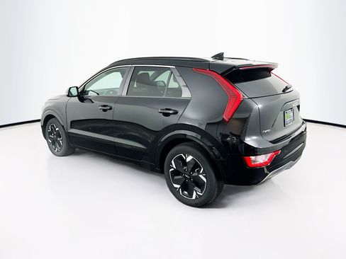 Used 2024 Kia Niro Wind w/ Wind Preserve Package FWD image 5
