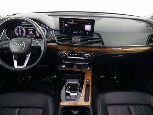 Certified 2023 Audi Q5 2.0T Premium Plus w/ Premium Plus Package AWD/4WD image 8