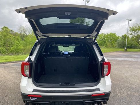 Used 2022 Ford Explorer ST w/ Equipment Group 401A AWD/4WD image 16