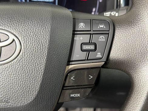 Used 2025 Toyota Camry LE w/ Convenience Package FWD image 25