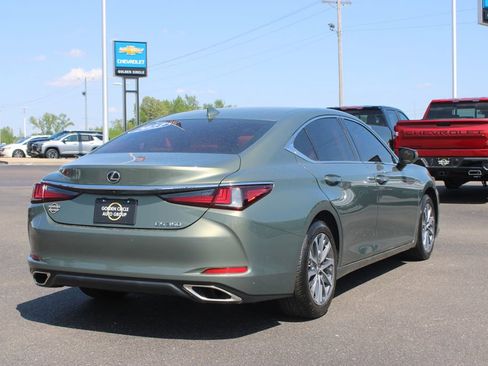 Used 2023 Lexus ES 350 w/ Accessory Package (Z1) FWD image 9