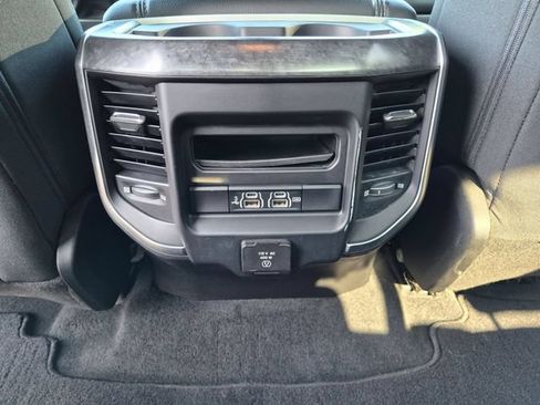 Used 2019 RAM 1500 Big Horn AWD/4WD image 16