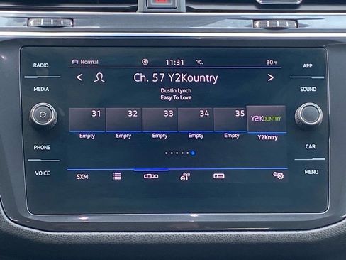 Certified 2022 Volkswagen Tiguan SE R-Line image 9