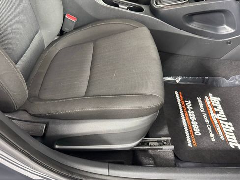 Used 2023 Hyundai Kona SEL image 32