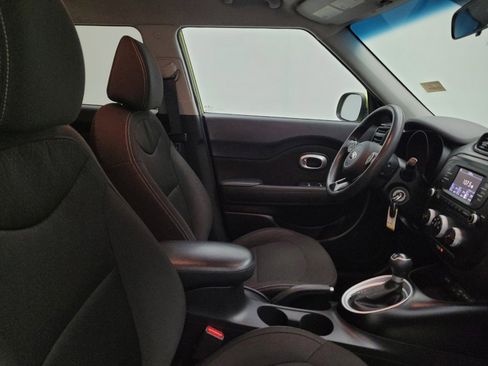 Used 2018 Kia Soul FWD image 21