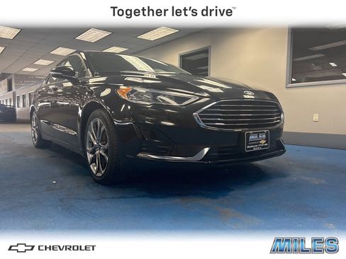 Used 2020 Ford Fusion SEL image 1