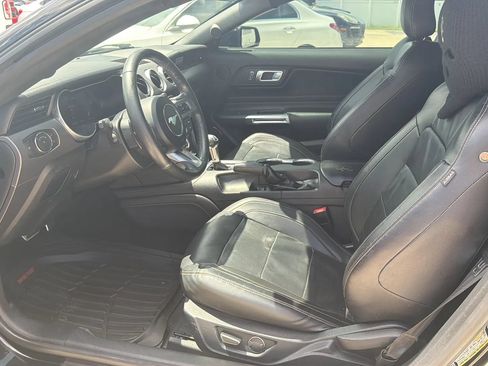 Used 2018 Ford Mustang Premium w/ Equipment Group 201A RWD image 17